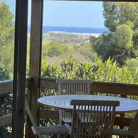 Chalet Vue Degagee Sur Au Loin *